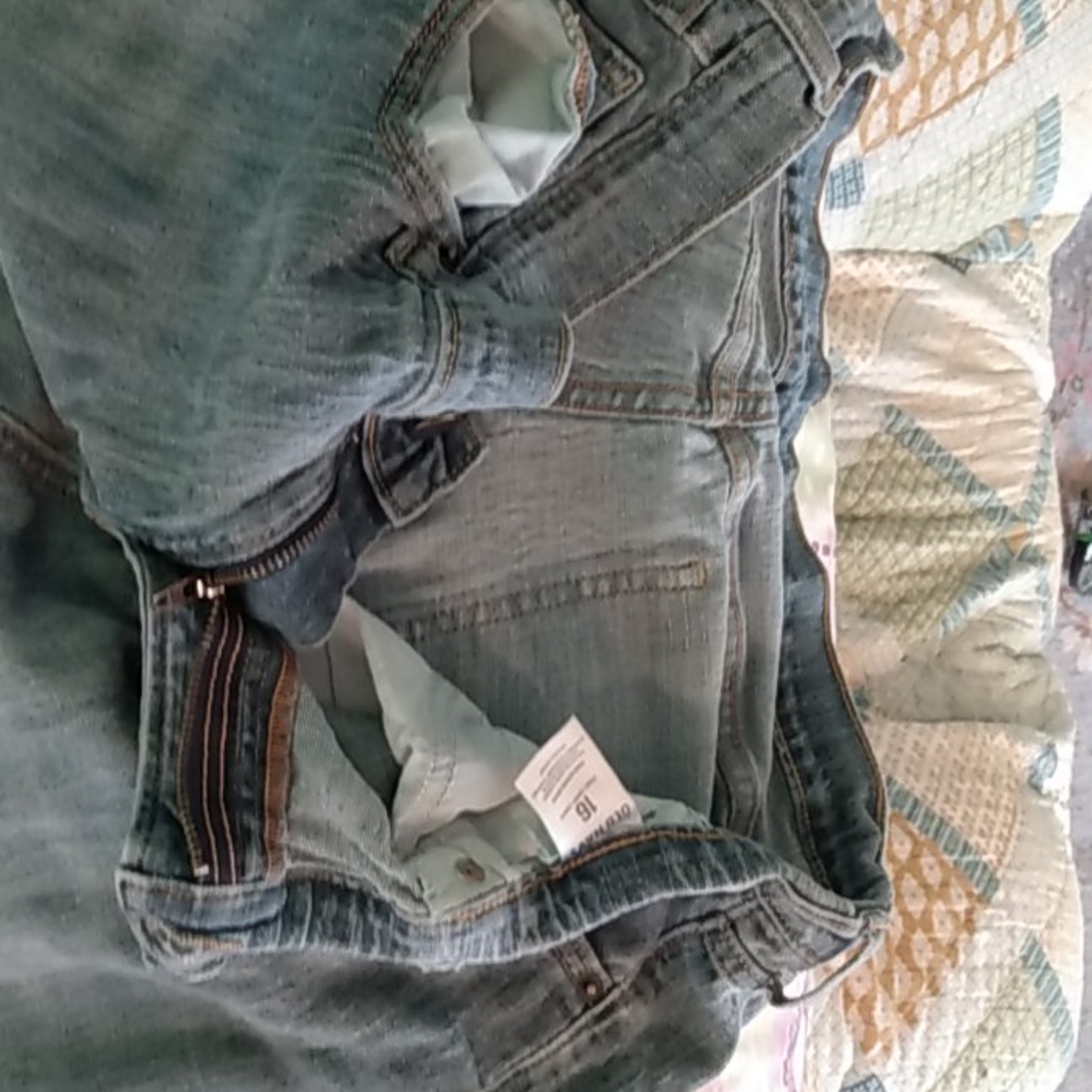 Jeans - Picture 3 of 3